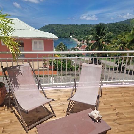 Rose Phoenix Rez-De-Jardin Piscine Et Vue Mer Les Anses-d'Arlets Luaran gambar