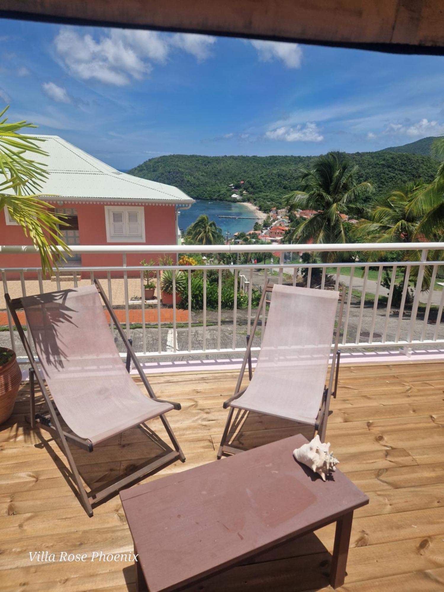 Rose Phoenix Rez-De-Jardin Piscine Et Vue Mer Les Anses-d'Arlets Luaran gambar